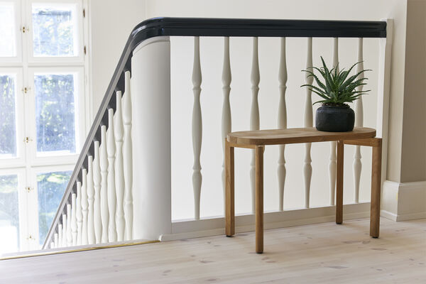 Oxford Oval bænk, L65,8 x D27 x H44,3 cm.