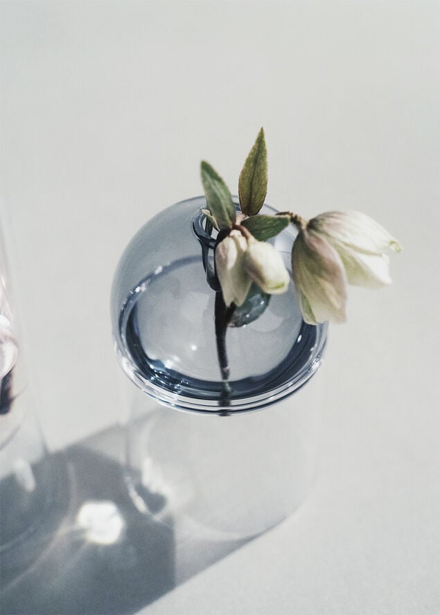 STANDING FLOWER BUBBLE, LOW TUBE, SMOKE