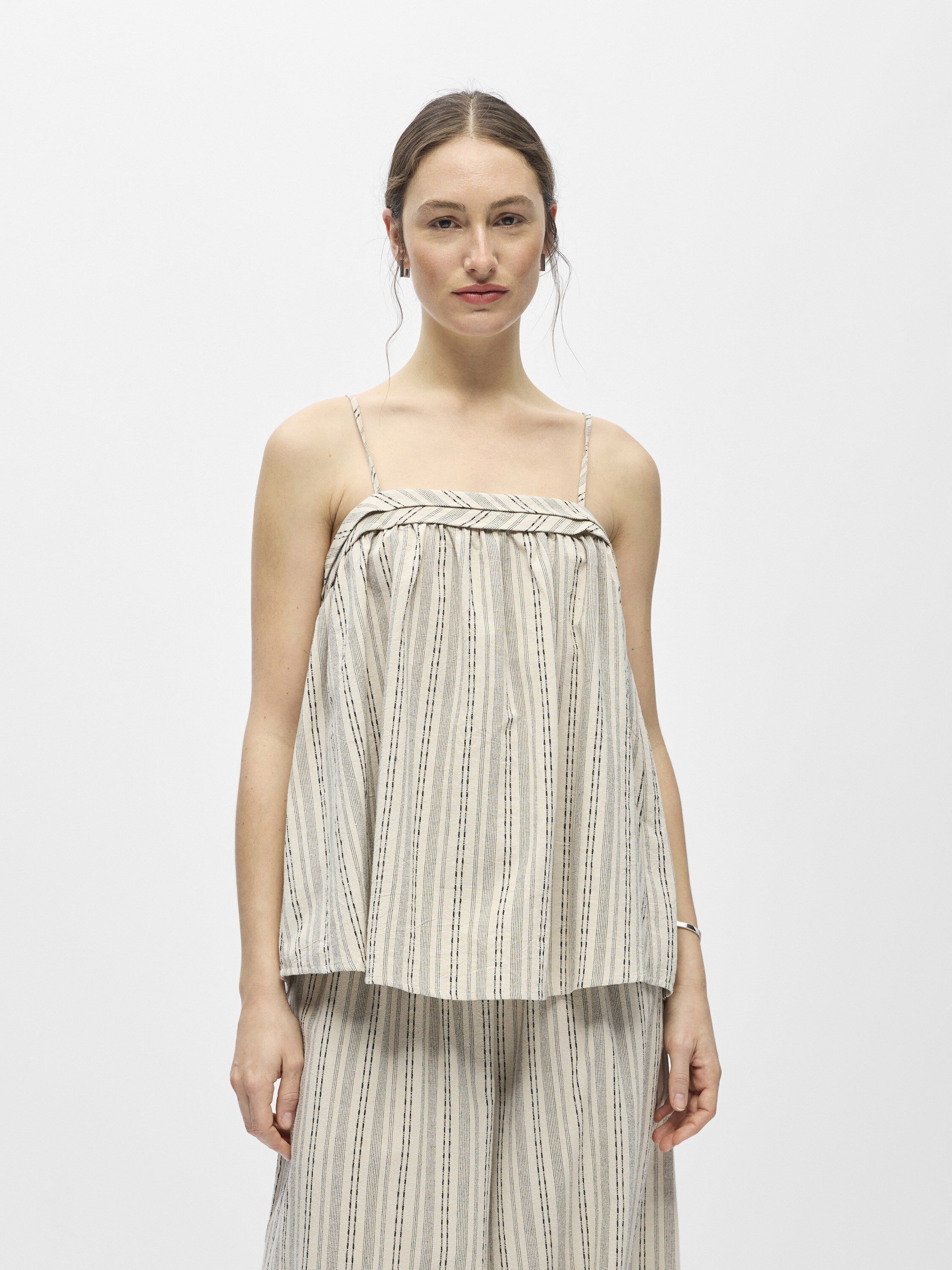 Objbelem S/L Lo Top 145