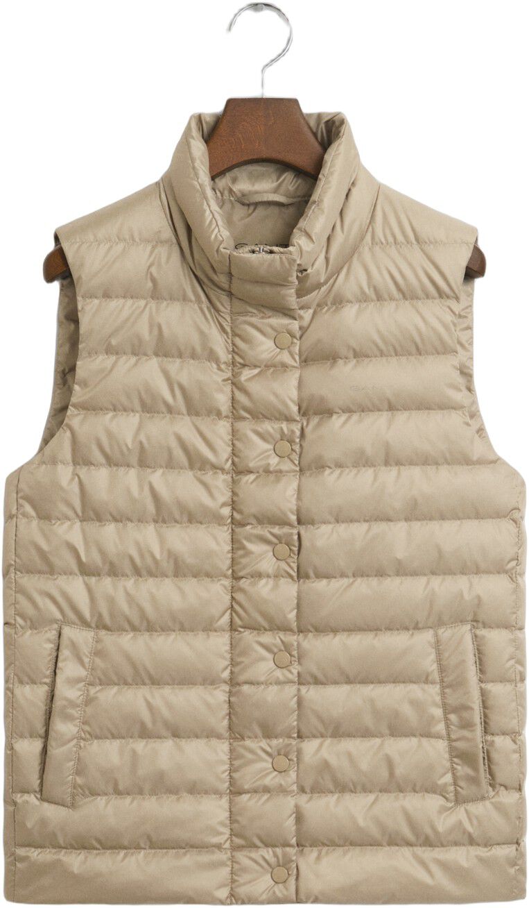 LIGHT DOWN VEST