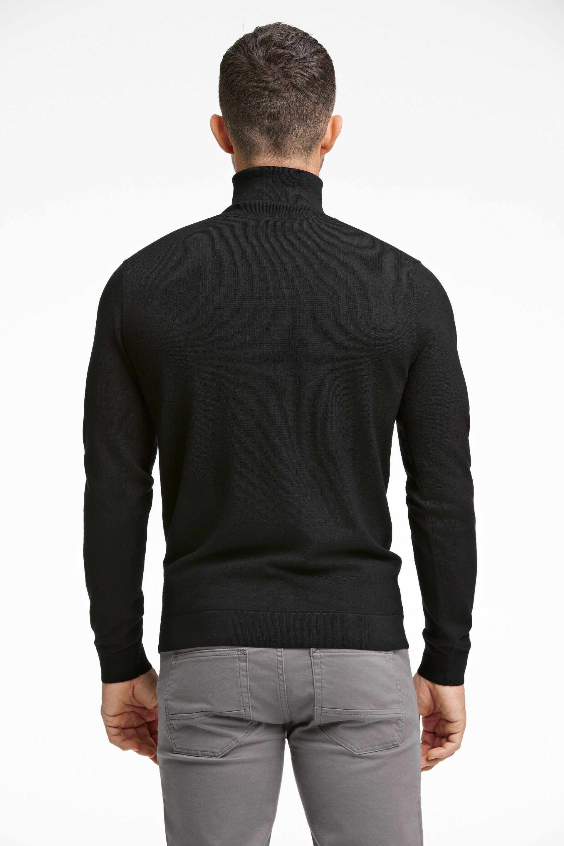 100% merino roll neck knit