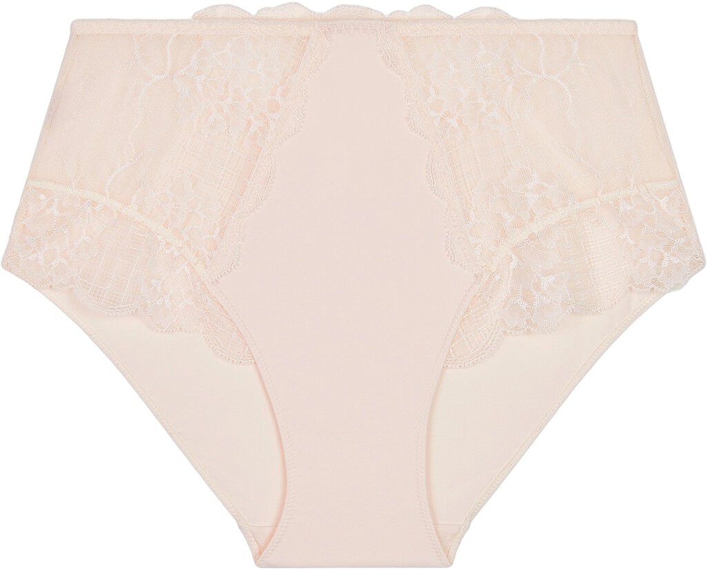 R&Ecirc;VE Retro brief