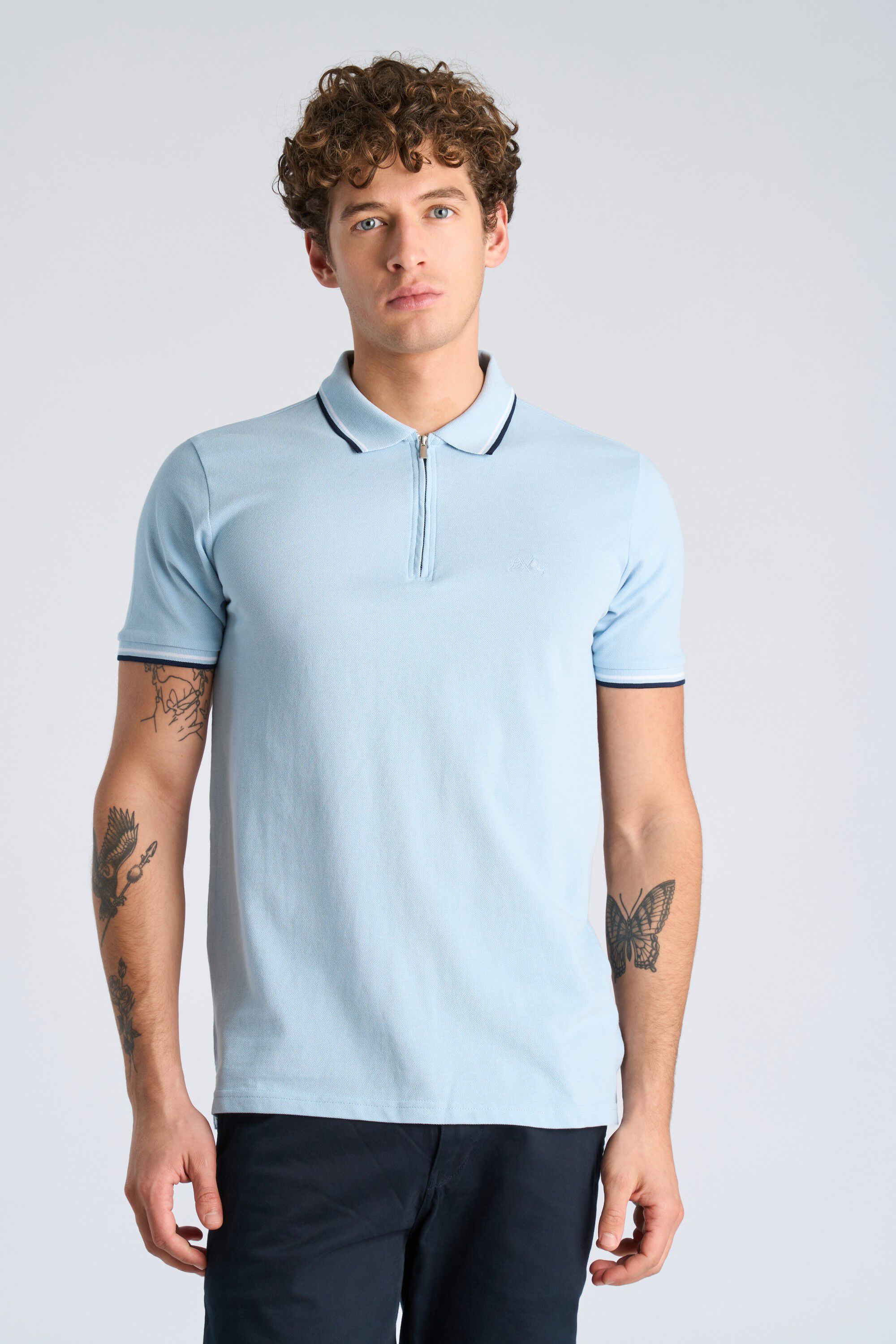 Polo shirt w. zip neck