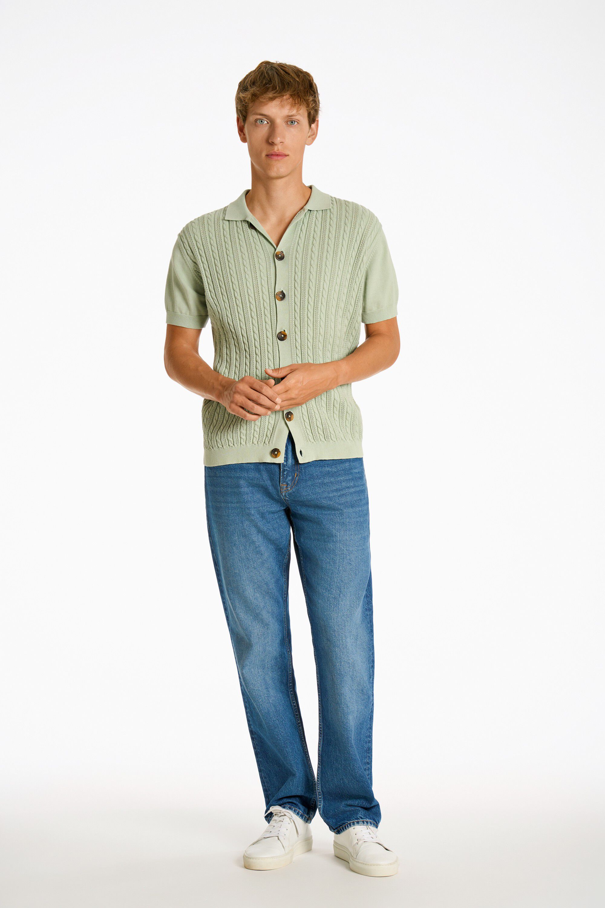 Knitted S/S cable cardigan