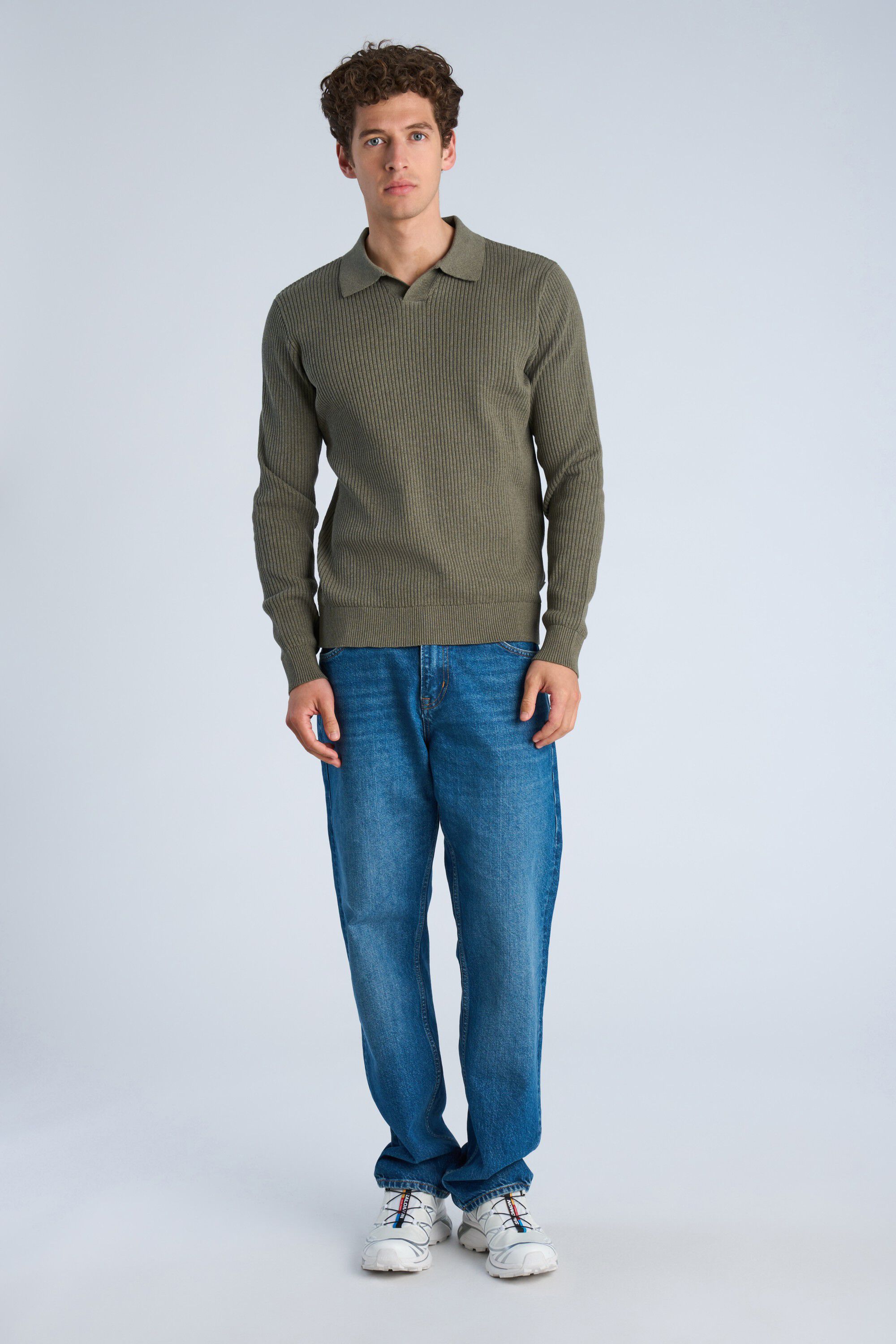 Ribbed L/S v-neck polo