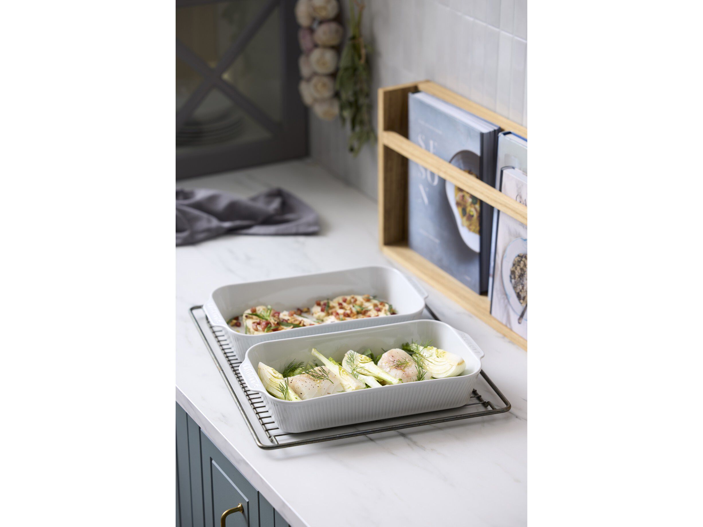 Fatsett dypt Pliss&eacute; 35 x 19 x 6 cm 2 stk. Hvit