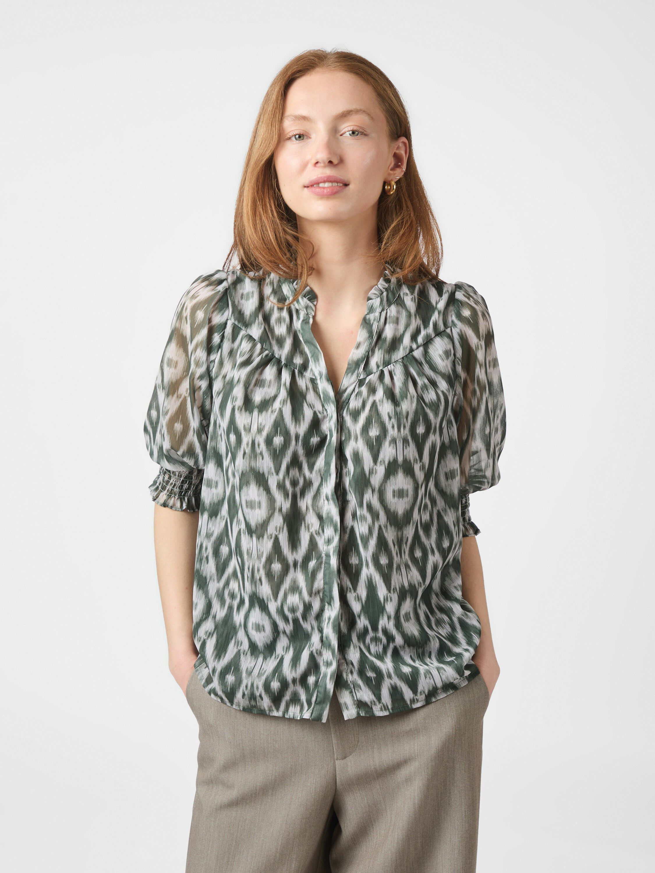 Diana Graphic Fade Blouse
