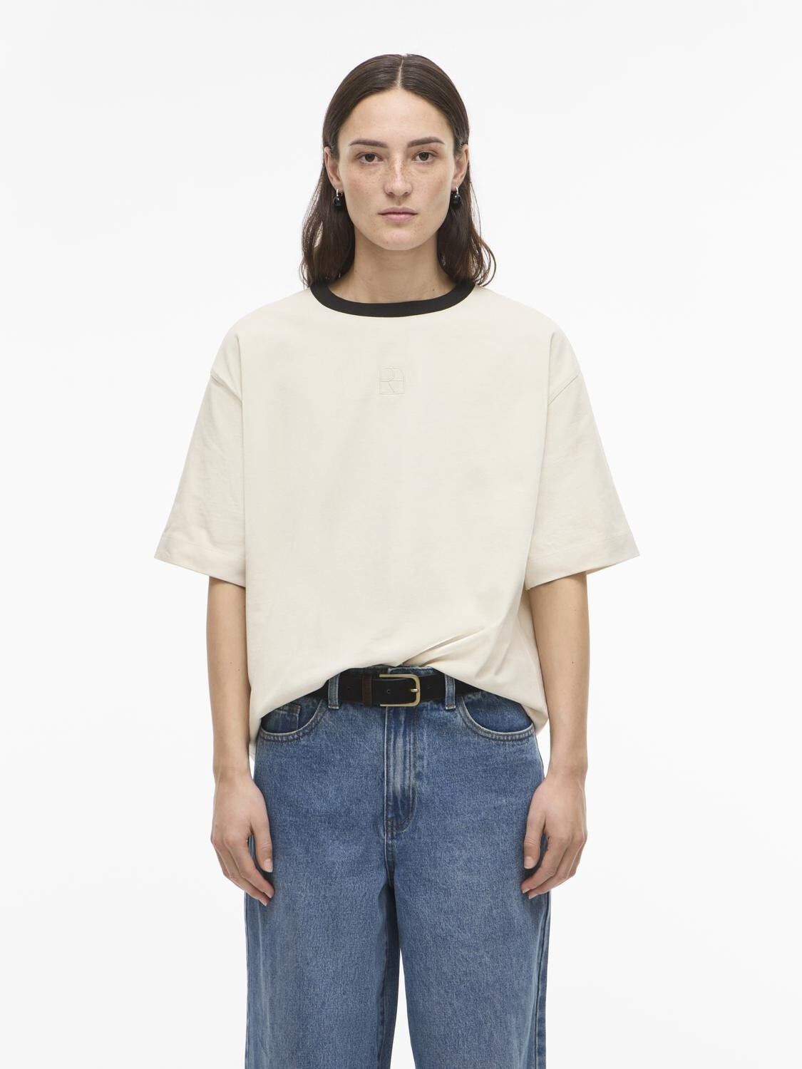 Rounaomi 2/4 O-Neck Oversized Tee