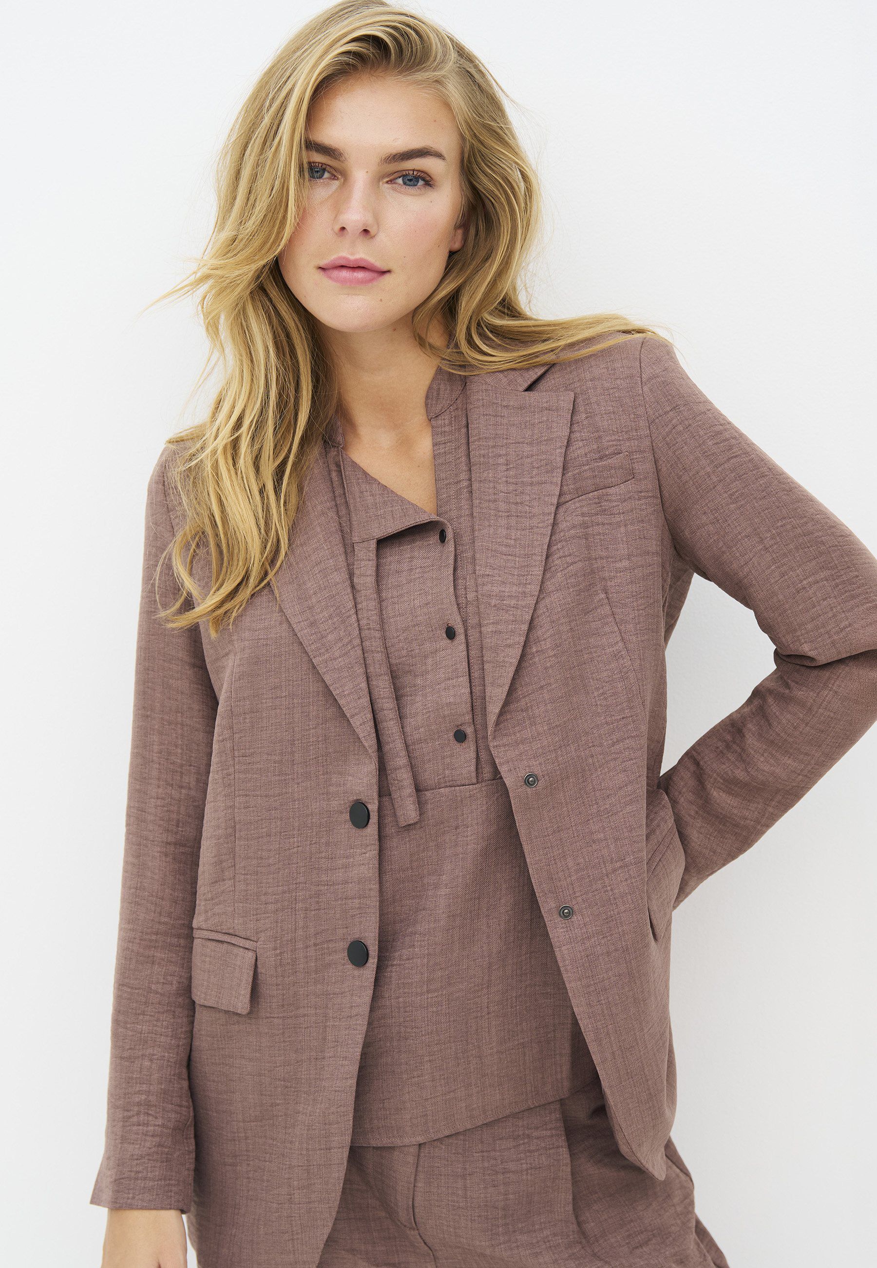 Eila Jacket