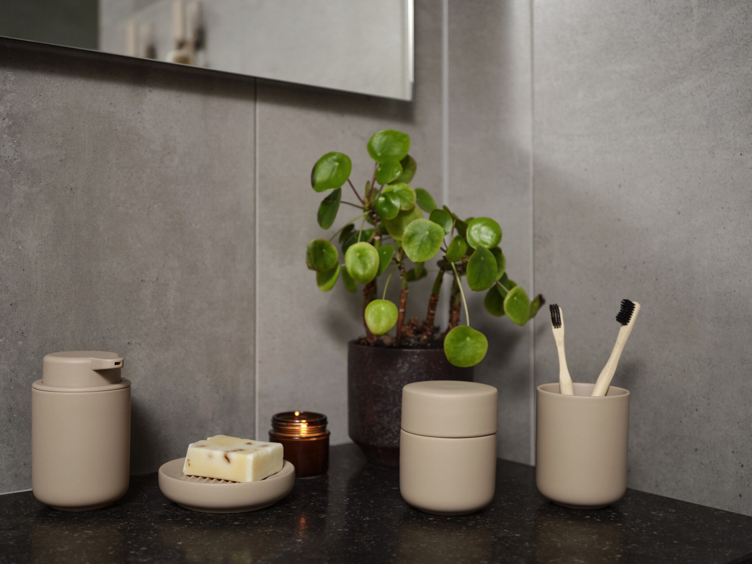 Tannb&oslash;rsteholder Ume Camel